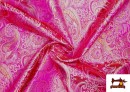 Vente en ligne de Tissu Jacquard en Soie avec Cachemire Doré couleur Fuchsia