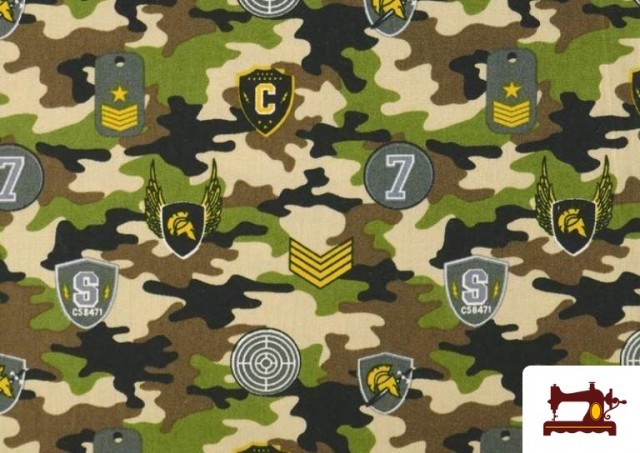 Acheter en ligne Tissu en Coton avec Imprimé Militaire et Insignes couleur Vert Bouteille