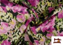 Acheter en ligne Tissu en Crêpe avec Imprimé Floral Rose