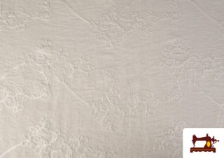 Acheter Tissu Viscose Brodée Blanche Florale